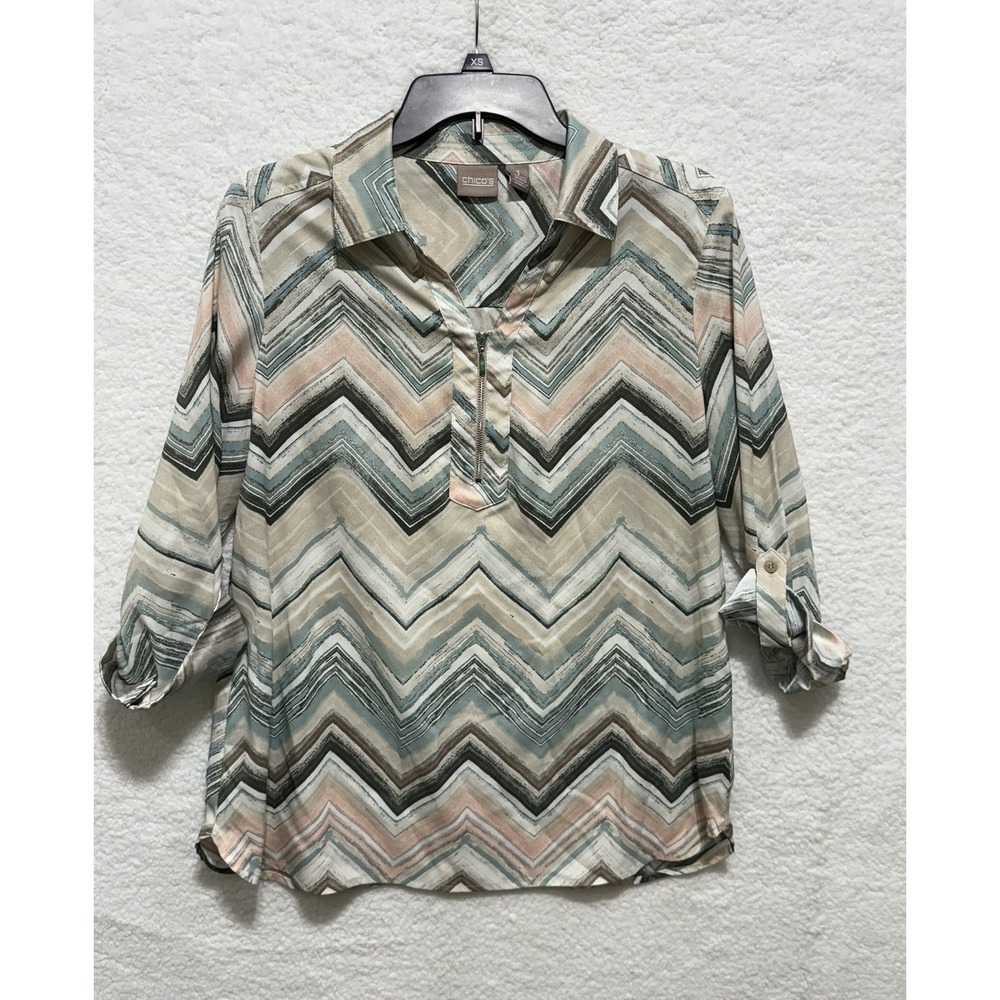 Chicos Womens Size 1 Roll Tab Sleeve Chevron Print Blouse Top